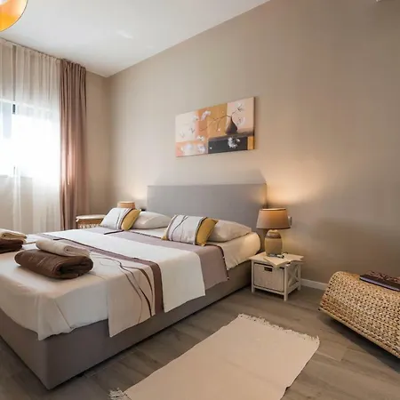Vila Wellness & Luxury Nicole - Families Only Pula